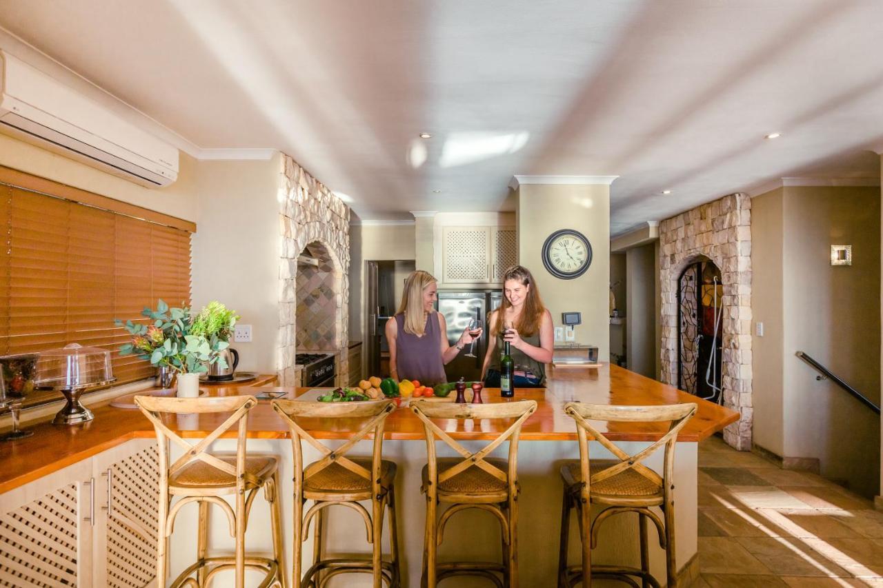 Whale Waters Self Catering Gansbaai Apartment De Kelders Ngoại thất bức ảnh