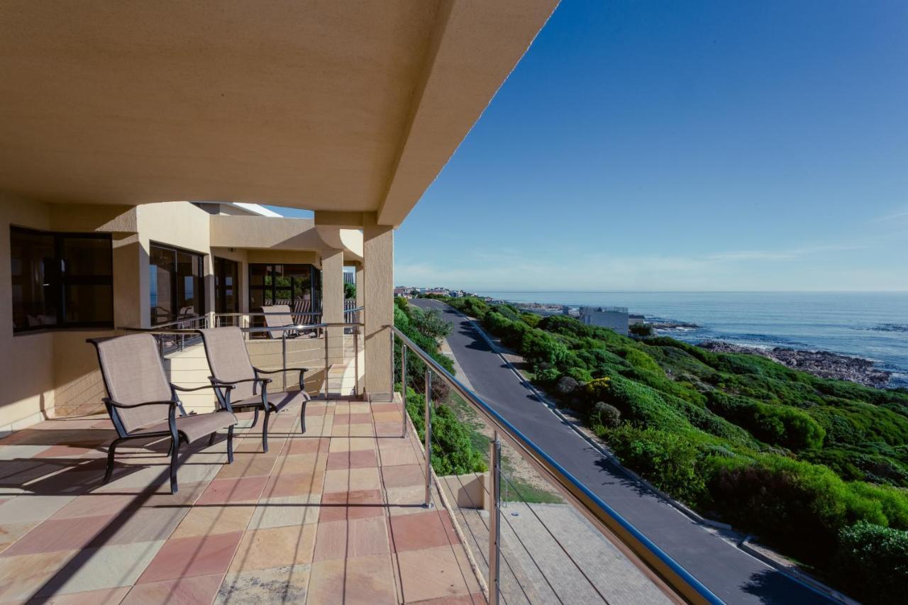 Whale Waters Self Catering Gansbaai Apartment De Kelders Ngoại thất bức ảnh