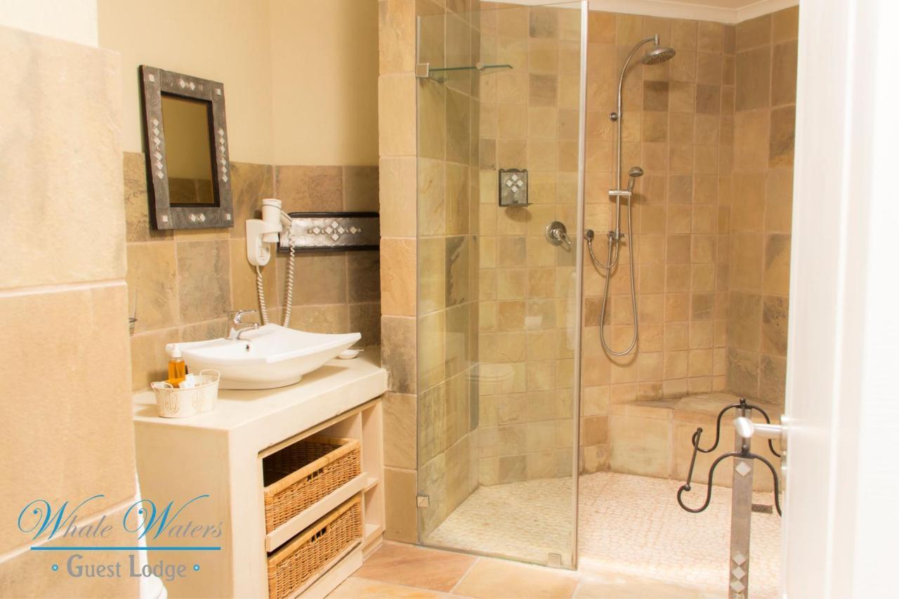Whale Waters Self Catering Gansbaai Apartment De Kelders Ngoại thất bức ảnh